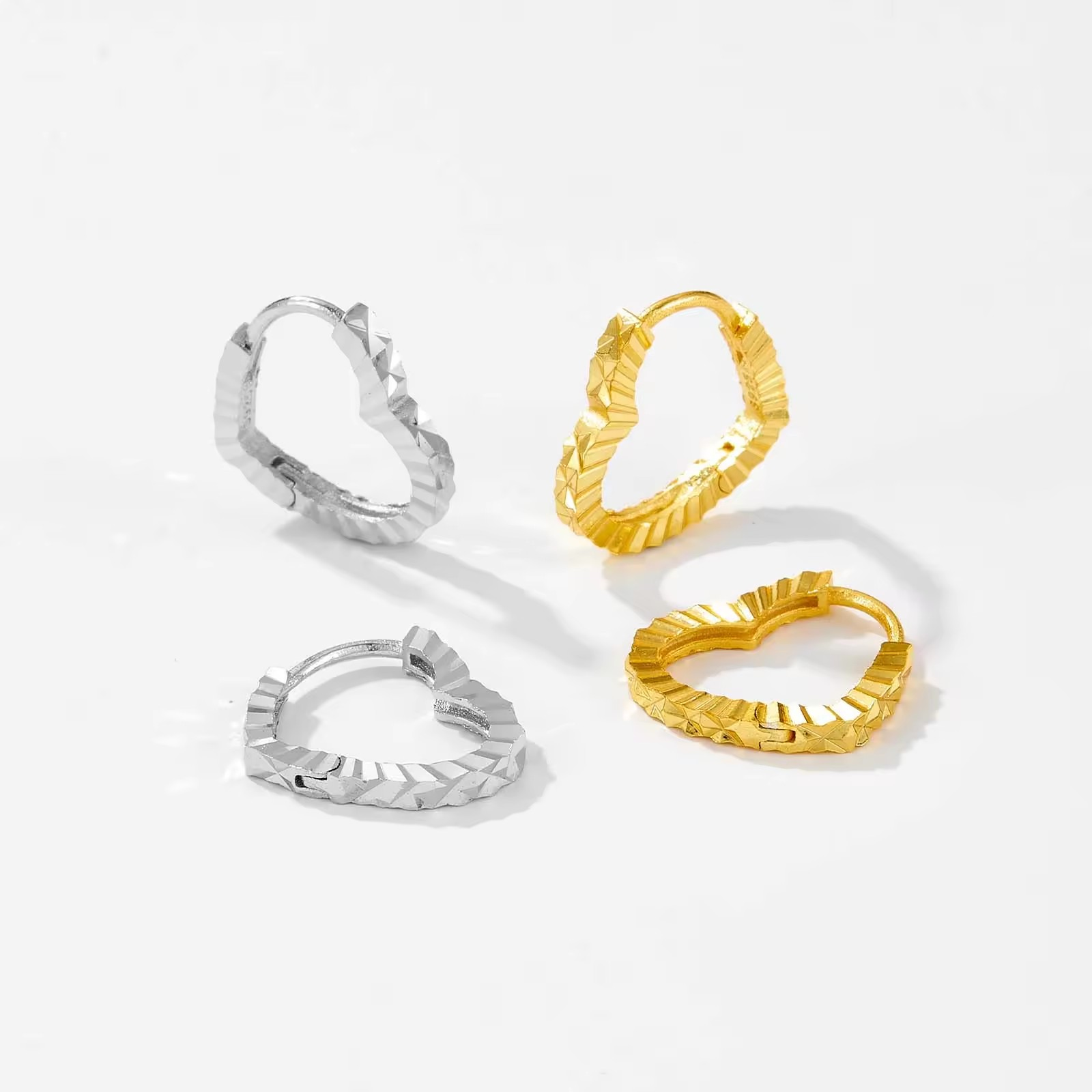 Liora rippled Heart Hoops