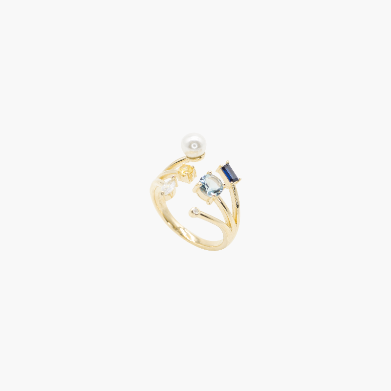 Introducing the Hexana Open Ring, a stylish and versatile piece of jewellery that will elevate any outfit.  This beautiful ring features a unique open design, allowing for easy adjustment to fit any finger size. Available in both yellow gold and sterling silver, this ring is perfect for any occasion. 